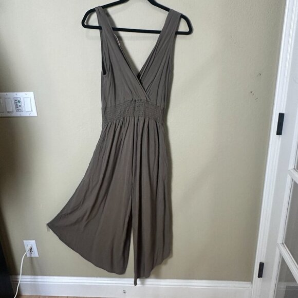 Ooh La Luxe Boutique Wide Leg Cropped Romper Jumpsuit Size Medium - Picture 7 of 9